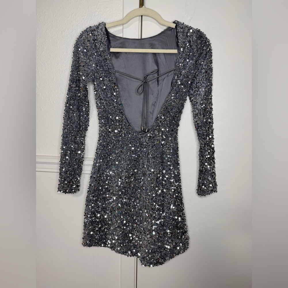 Selfie Leslie Women's Silver and Grey Mini Dress size XS new with tag - Picture 5 of 9
